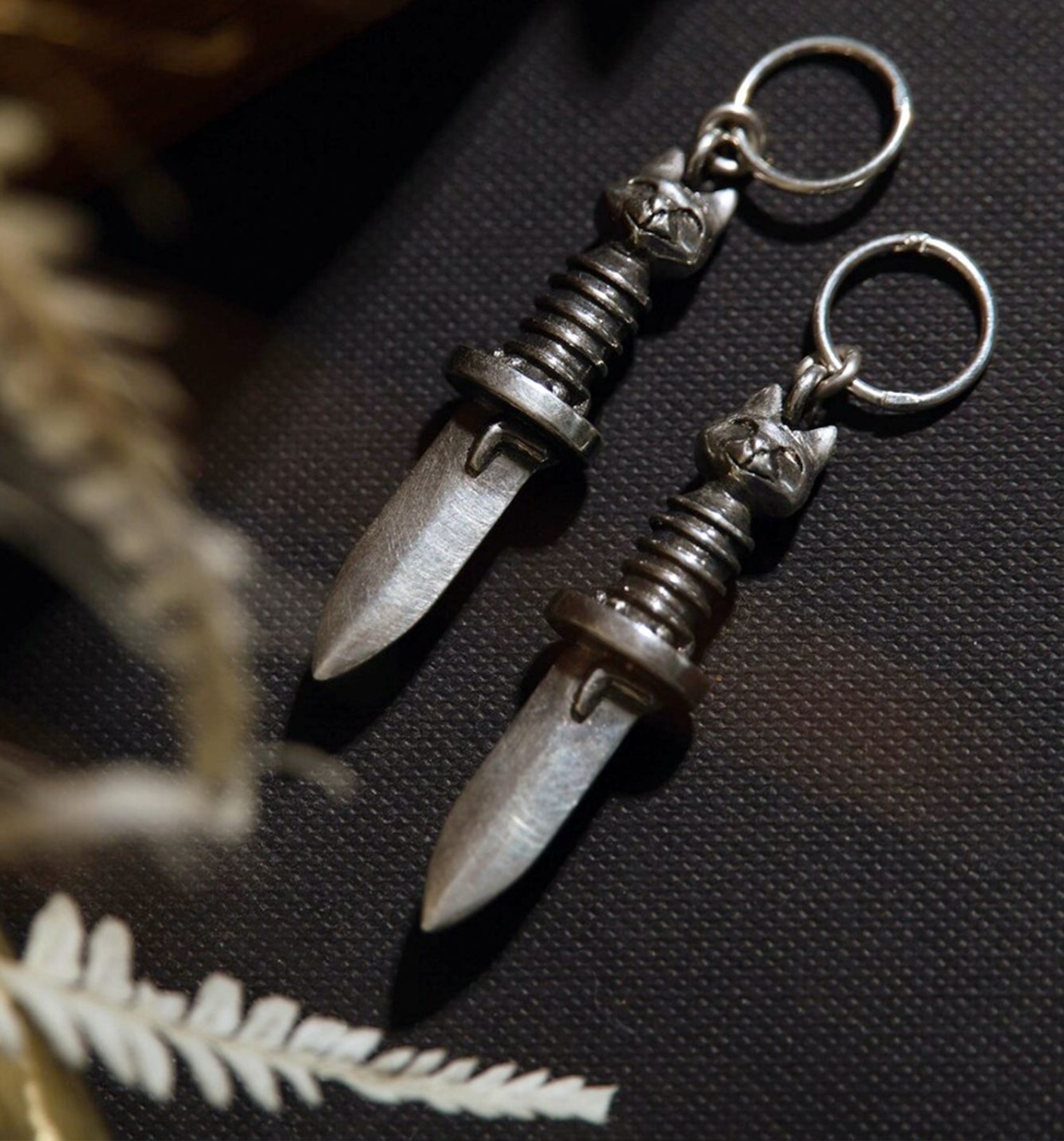 Gatito blade earrings with sterling silver hoops