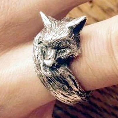 Sterling silver sleeping fox ring.